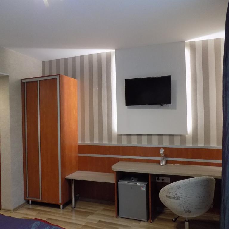 Fortuna Hotel Miskolc Ngoại thất bức ảnh